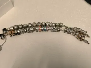 Pulseras Pandora con charms