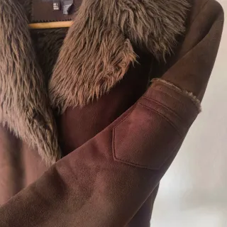 Cazadora Zara mujer marrón