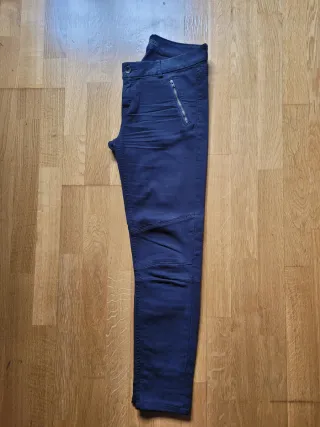 Vaqueros Zara Negro Mujer