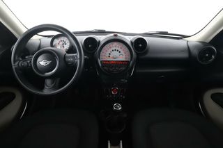 MINI Countryman One D