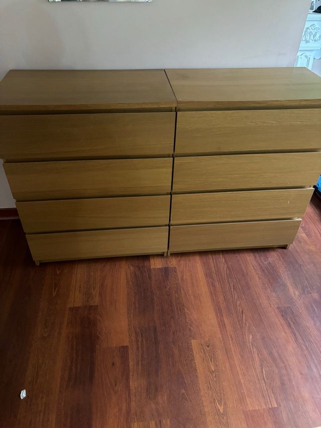 Cómoda Ikea Malm 4 cajones madera