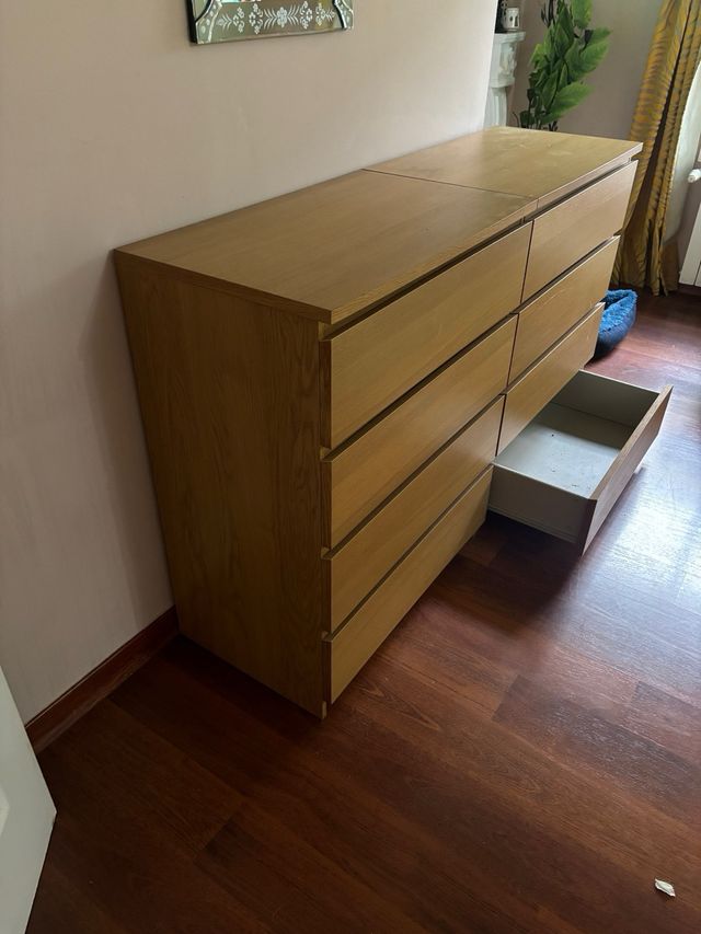 Cómoda Ikea Malm 4 cajones madera