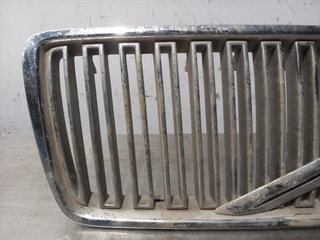 REJILLA DELANTERA VOLVO S80 BERLINA 9178087
