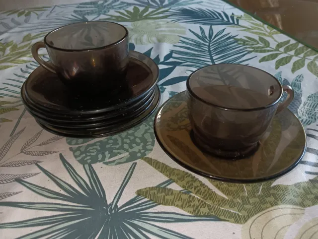 Juego 6 Tazas Cristal Marrón