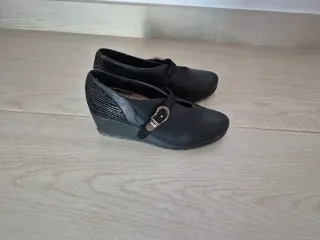 Zapatos negros mujer con hebilla