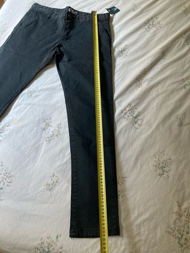 Pantalones chinos azul marino talla 41