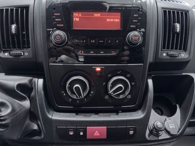 Citroën Jumper BlueHDi 88KW (120CV) Furgón 33L2H2