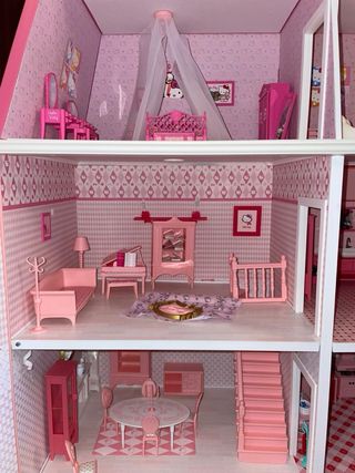 Casita de muñecas Hello Kitty (entrega en Ferrol)
