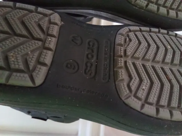 Stivali neri da donna Crocs