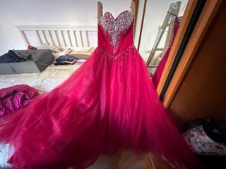 Vestido de Quinceañera Rojo y Plateado