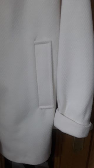 Abrigo blanco mujer
