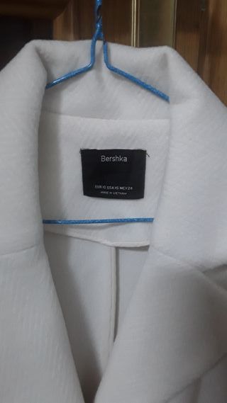 Abrigo blanco mujer