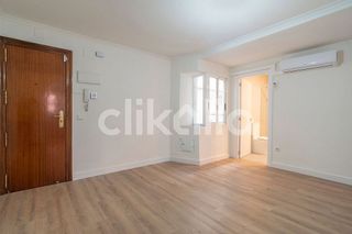 Piso en alquiler en Torrefiel en Valencia