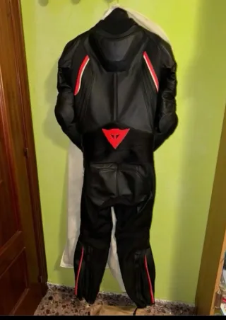 Mono de moto Dainese avro d2
