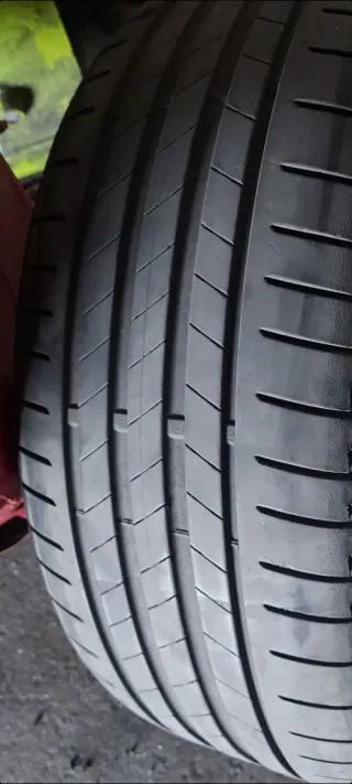 1 Neumático 225/40 R19 93Y