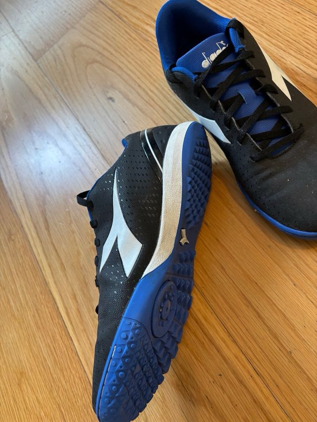 Zapatillas Diadora Talla 39 Negras y Azules