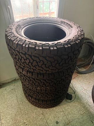 4 Neumáticos Comforser All Terrain 33x12.5 R18