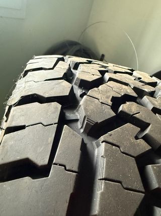 4 Neumáticos Comforser All Terrain 33x12.5 R18