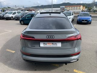AUDI E-TRON Black line 55 quattro