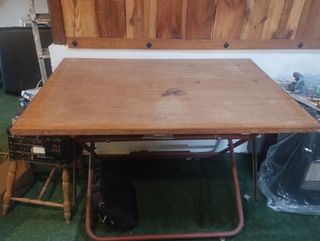 Mesa de dibujo técnico madera y metal