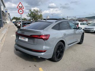 AUDI E-TRON Black line 55 quattro