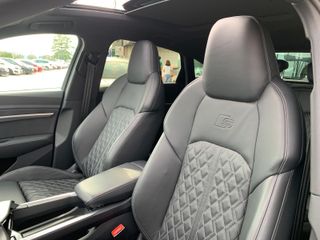 AUDI E-TRON Black line 55 quattro