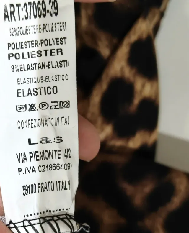 Camiseta leopardo con encaje