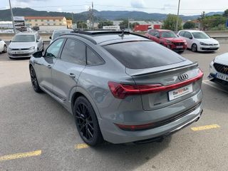 AUDI E-TRON Black line 55 quattro