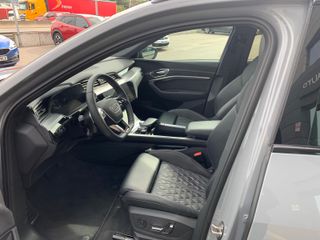 AUDI E-TRON Black line 55 quattro
