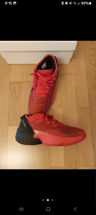 Adidas Zapatillas Baloncesto Rojas y Negras