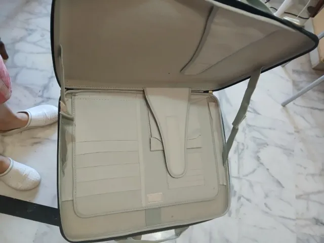 Funda portátil negra