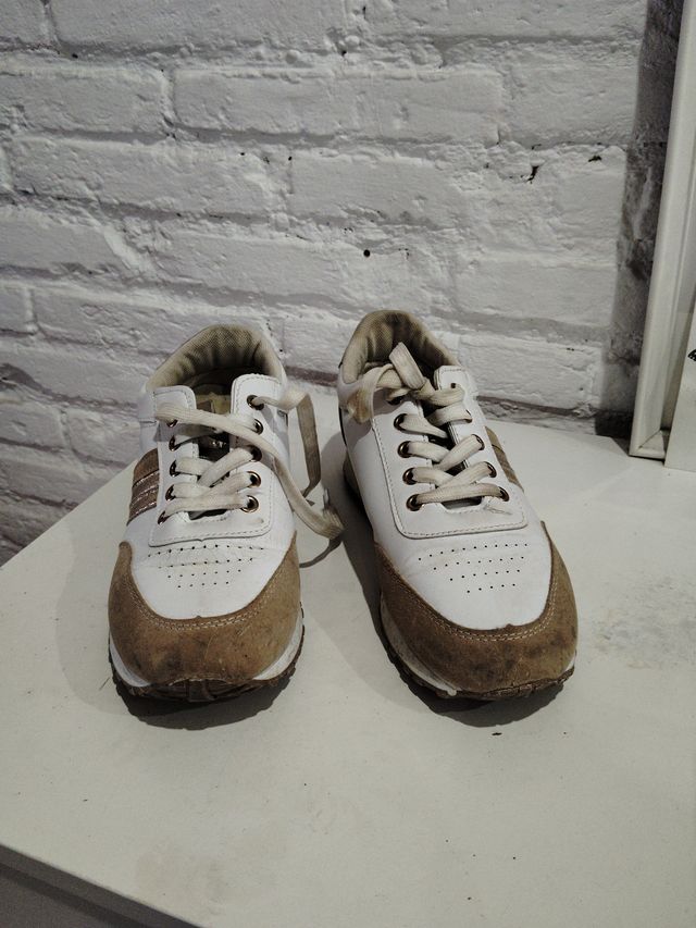 Zapatillas Mujer Blancas y Doradas