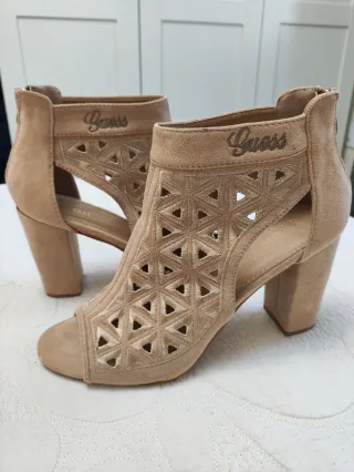 Sandalias Beige