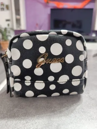 Pochette Guess pois neri e bianchi