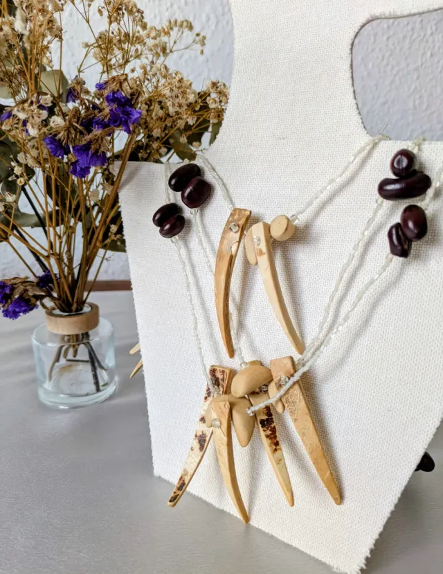 Collar artesanal nuevo sin etiqueta