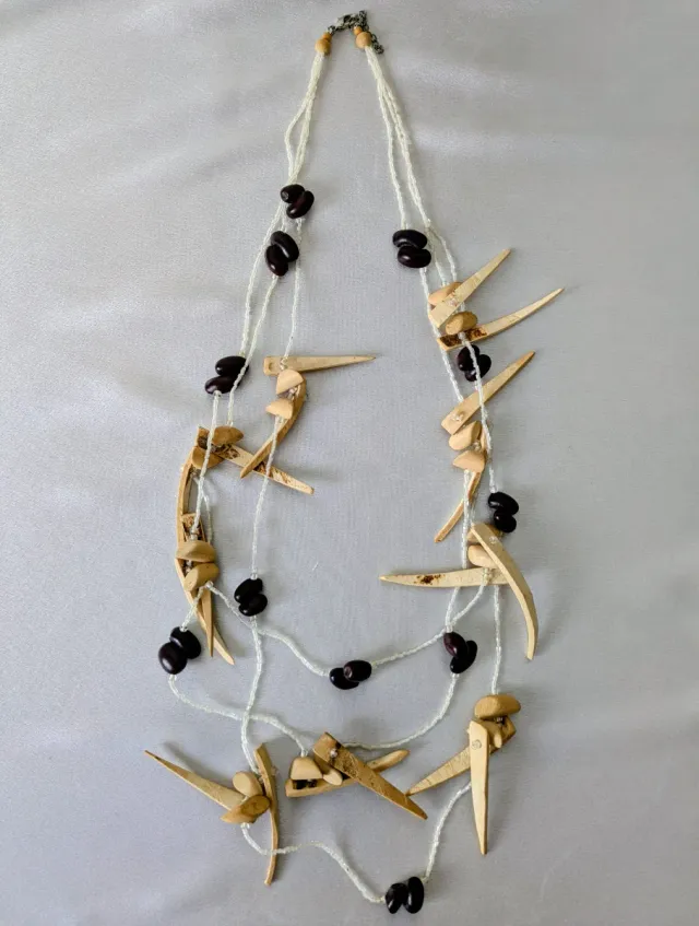 Collar artesanal nuevo sin etiqueta