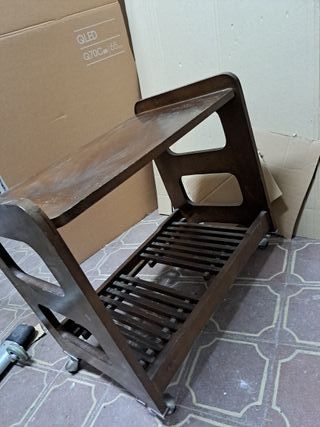 VINTAGE Mesa auxiliar para TV de madera con rueda
