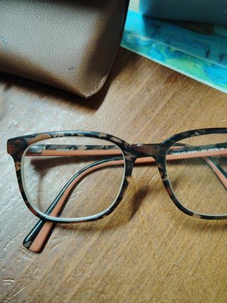 Gafas Adolfo Dominguez con estuchemas otras