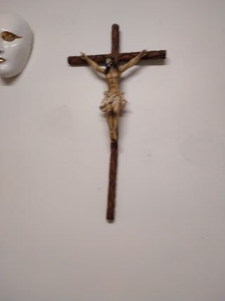 Crucifijo de pared madera