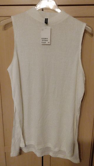 Camiseta H&M Blanca Larga con Aberturas