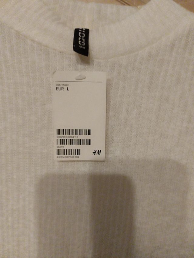 Camiseta H&M Blanca Larga con Aberturas