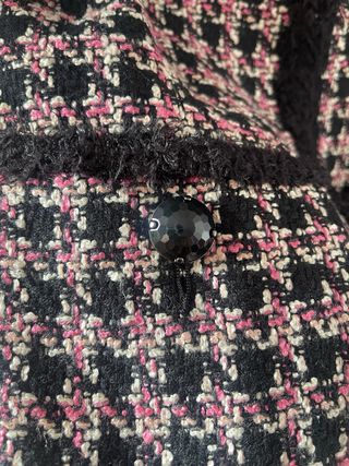 Chaqueta Punto Roma Negra y Rosa