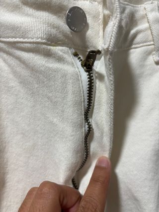 Pantalón vaquero blanco hombre roto