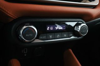 Nissan Micra 1.0 IG-T Orange Vibes