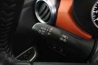 Nissan Micra 1.0 IG-T Orange Vibes