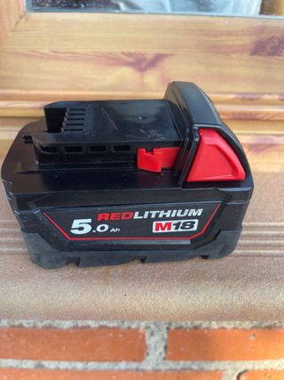 Batería Milwaukee REDLITHIUM M18 5.0Ah 
