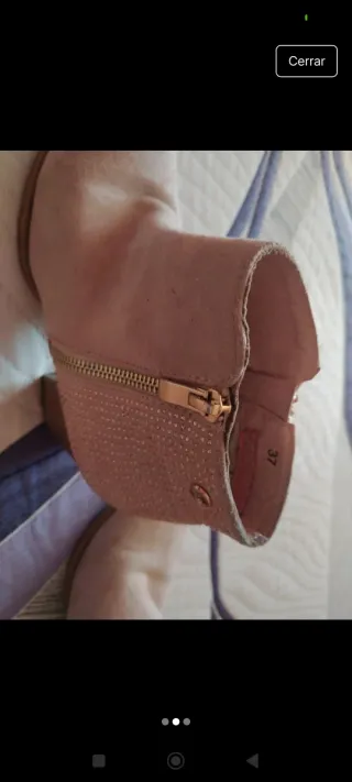 Botín rosa con cremallera dorada talla 37