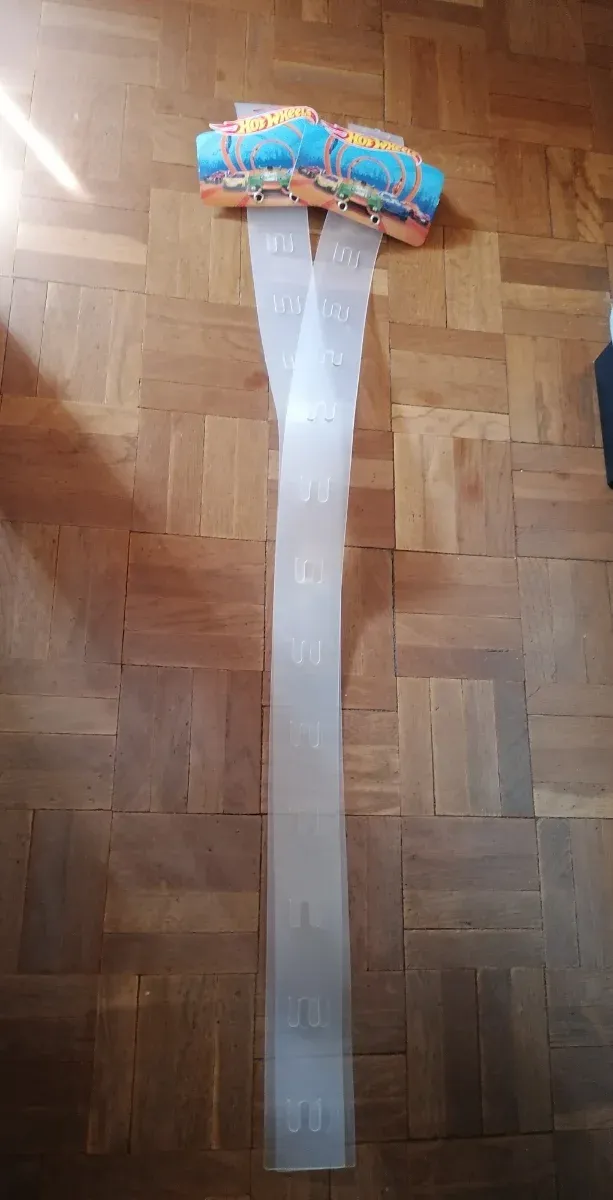 Expositores  Hot Wheels para colgar