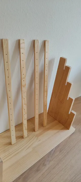 Expositor de madera para pendientes. Joyero. Nuevo