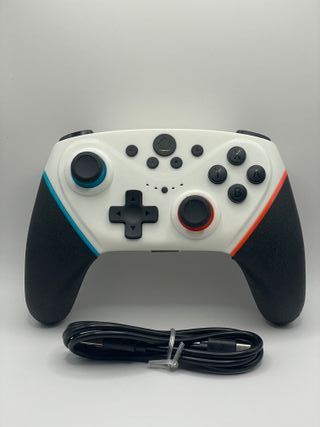 Controller per Nintendo Switch in bianco e nero